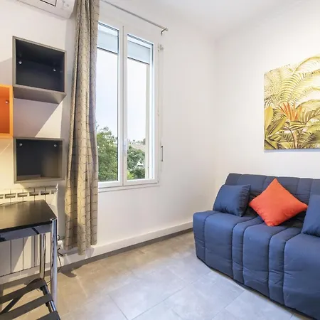 Apartment Volupte Classee 3 Etoiles Avec Vue Sur Jardin, Climatisation *